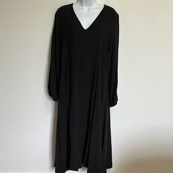 Nordstrom Dresses & Skirts - Nordstrom Black V-Neck Bishop Sleeve Dress Size Small